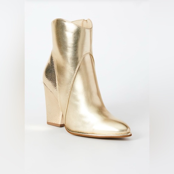 🆕 Champagne Gold Western Booties in Blazing Metallic - Picture 4 of 10